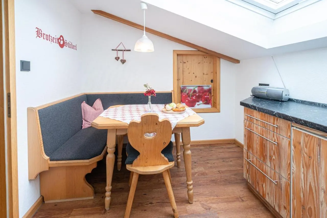 Ferienwohnungen Arnspitz Krun Apartment
